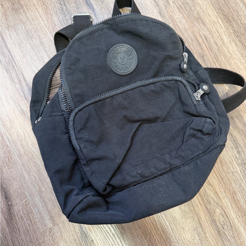 Black Compact Backpack - Picture 4 of 4